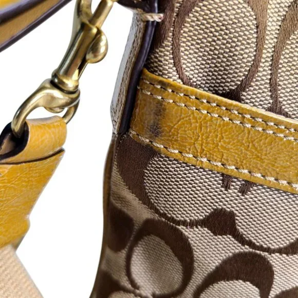 COACH Signature Canvas small crossbody bag in tan with turnlock - Picture 7 of 9